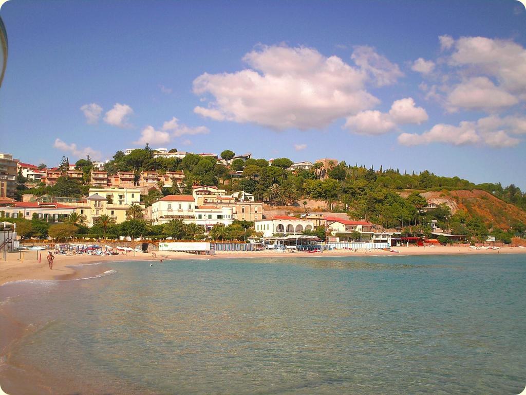 Bed and Breakfast Torre Ancinale à Soverato Marina Extérieur photo