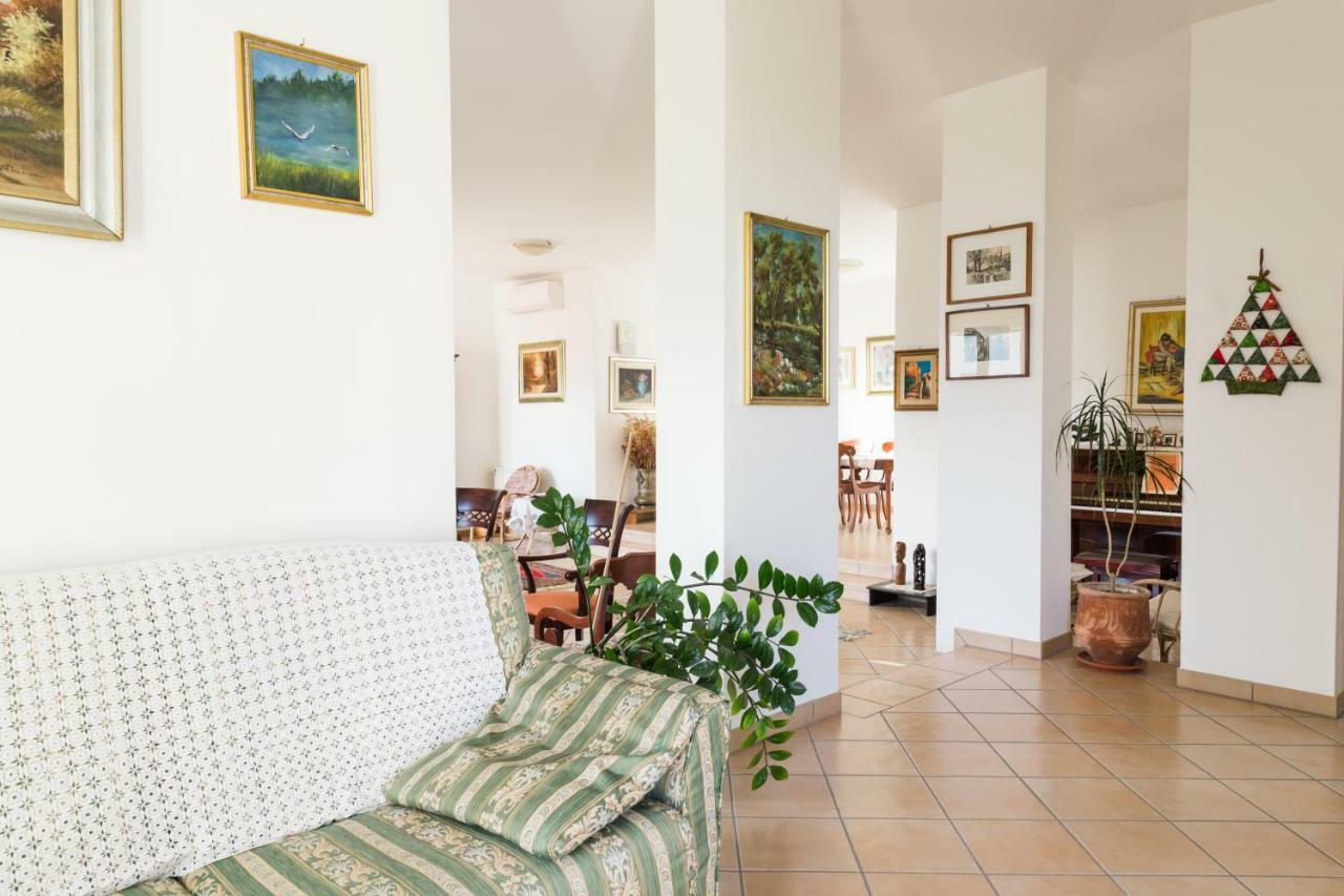 Bed and Breakfast Torre Ancinale à Soverato Marina Extérieur photo